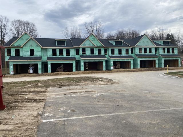 4846 Hidden River Avenue 55, Wyoming, MI 49418