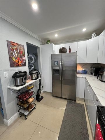 13715 Kendale Lakes Cir A-304, Miami, FL 33183