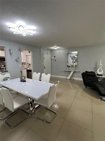 13715 Kendale Lakes Cir A-304, Miami, FL 33183