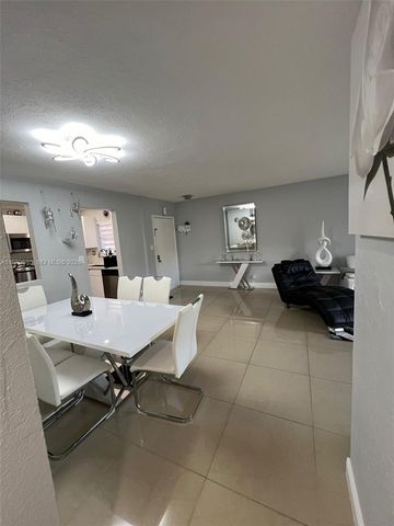 13715 Kendale Lakes Cir A-304, Miami, FL 33183