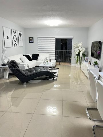 13715 Kendale Lakes Cir A-304, Miami, FL 33183