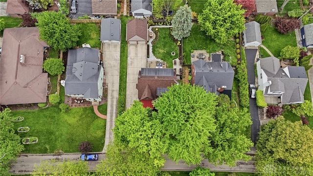 317 E Dixon Avenue, Oakwood, OH 45419