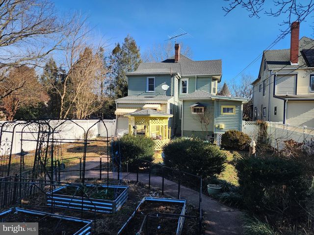 224 N STATE ST, Dover, DE 19901