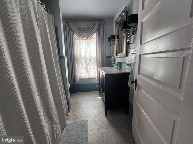 224 N STATE ST, Dover, DE 19901
