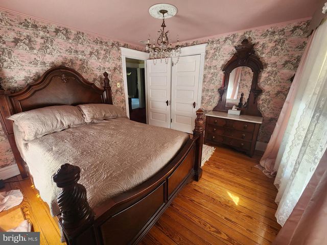 224 N STATE ST, Dover, DE 19901