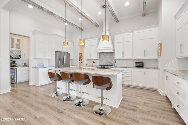100 Olivewood Drive, Lafayette, LA 70508