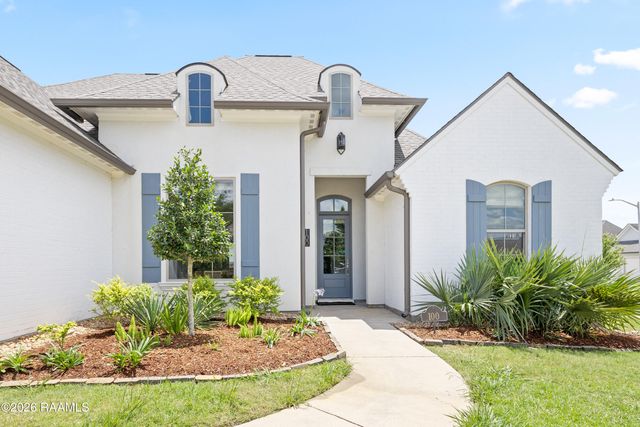 100 Olivewood Drive, Lafayette, LA 70508