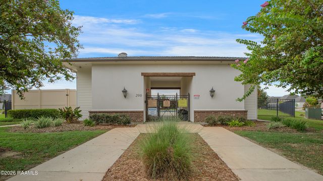 100 Olivewood Drive, Lafayette, LA 70508
