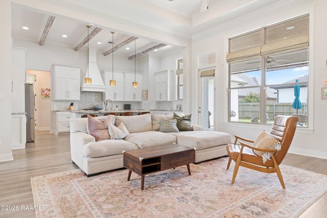 100 Olivewood Drive, Lafayette, LA 70508