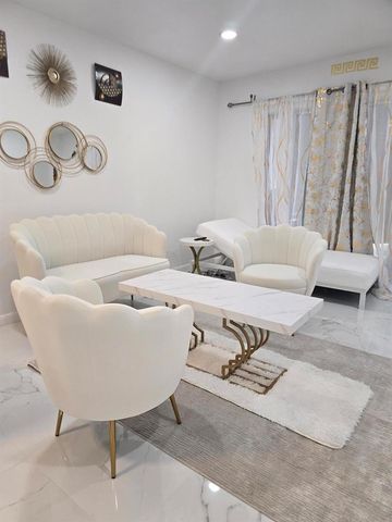 2800 W Sunrise Lakes Drive W 312, Sunrise, FL 33322