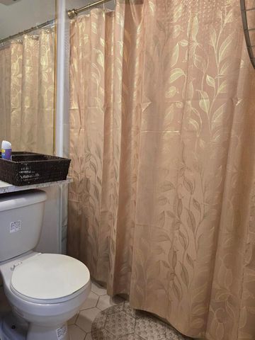 2800 W Sunrise Lakes Drive W 312, Sunrise, FL 33322