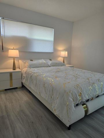2800 W Sunrise Lakes Drive W 312, Sunrise, FL 33322