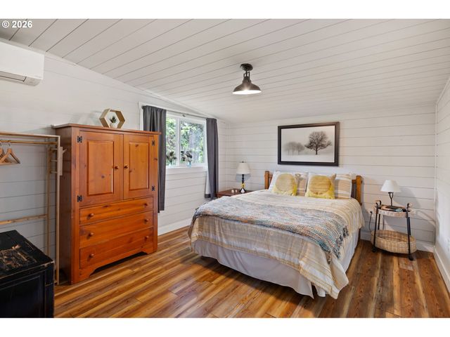 85528 DILLEY Ln, Eugene, OR 97405