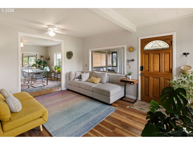 85528 DILLEY Ln, Eugene, OR 97405