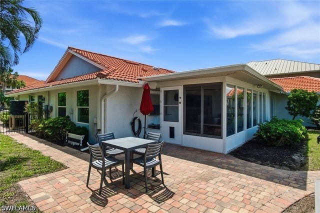 455 Bayside AVE, Naples, FL 34108