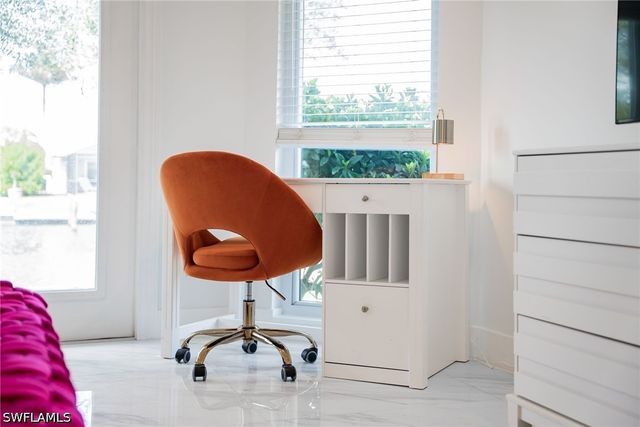 455 Bayside AVE, Naples, FL 34108