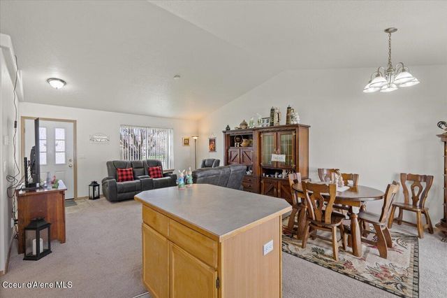 4937 W Palmwood LN, Post Falls, ID 83854