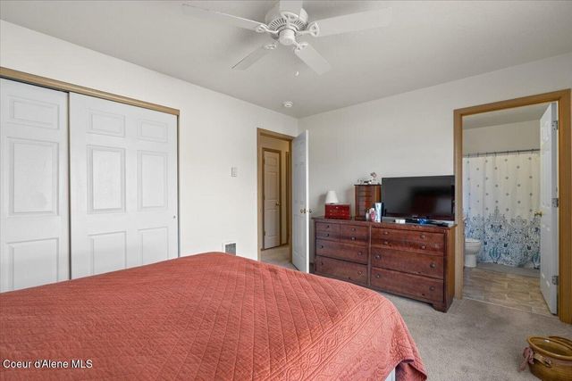 4937 W Palmwood LN, Post Falls, ID 83854