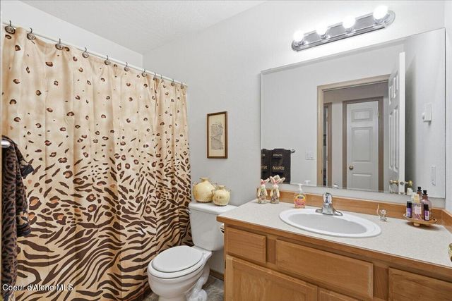 4937 W Palmwood LN, Post Falls, ID 83854