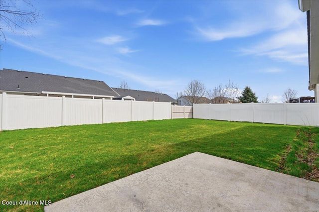 4937 W Palmwood LN, Post Falls, ID 83854