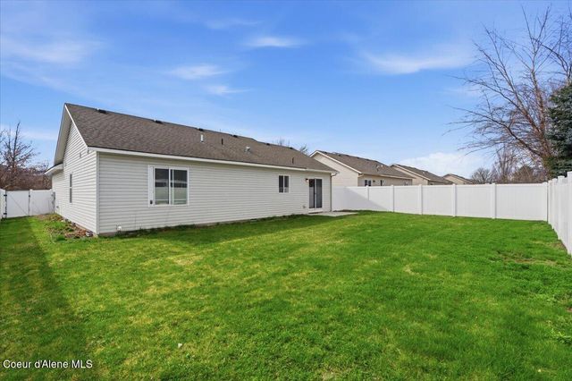 4937 W Palmwood LN, Post Falls, ID 83854