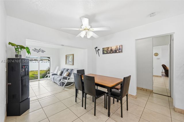 8641 NW 25th Ct, Sunrise, FL 33322