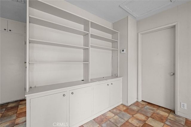 361 W 6th Street, Claremont, CA 91711