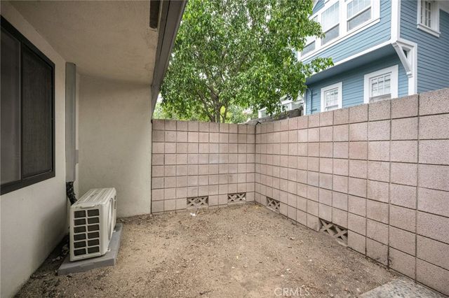 361 W 6th Street, Claremont, CA 91711
