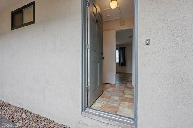 361 W 6th Street, Claremont, CA 91711
