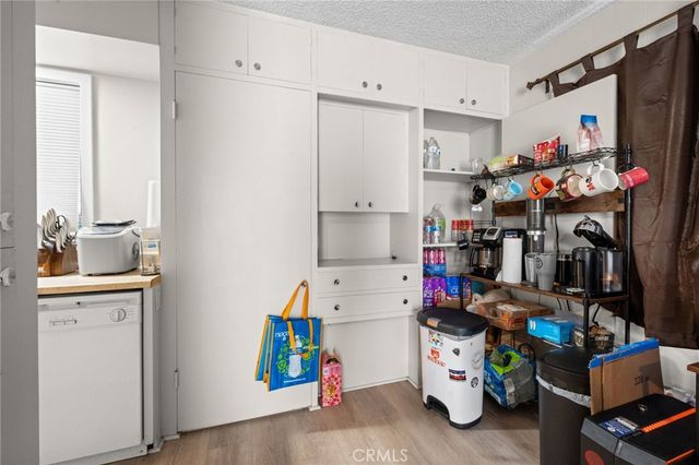 361 W 6th Street, Claremont, CA 91711