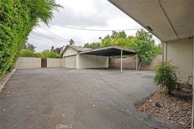 361 W 6th Street, Claremont, CA 91711