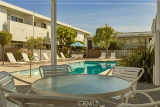 4331 W Sarah Street 10, Burbank, CA 91505