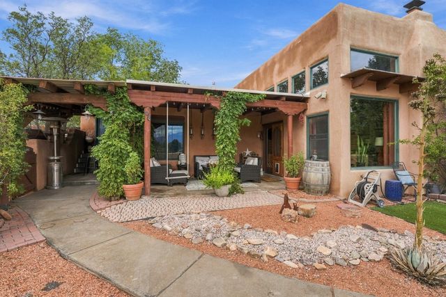 23 Sagebrush Circle, Corrales, NM 87048