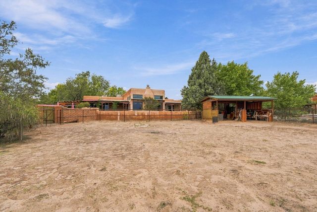 23 Sagebrush Circle, Corrales, NM 87048