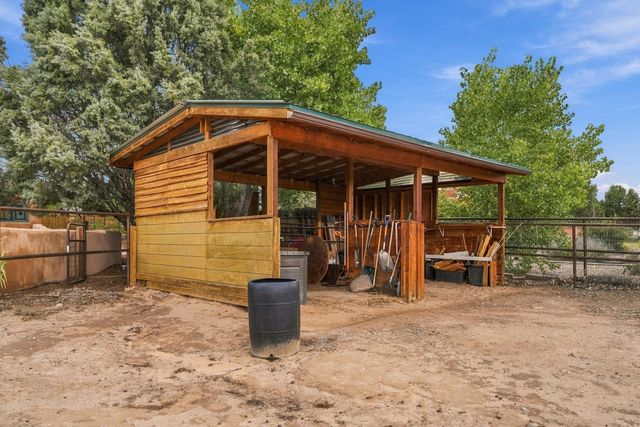 23 Sagebrush Circle, Corrales, NM 87048
