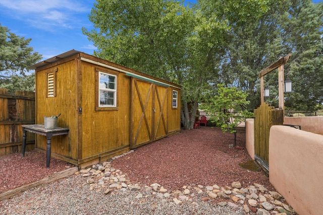 23 Sagebrush Circle, Corrales, NM 87048