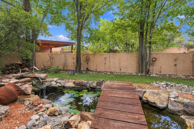 23 Sagebrush Circle, Corrales, NM 87048