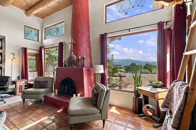 23 Sagebrush Circle, Corrales, NM 87048