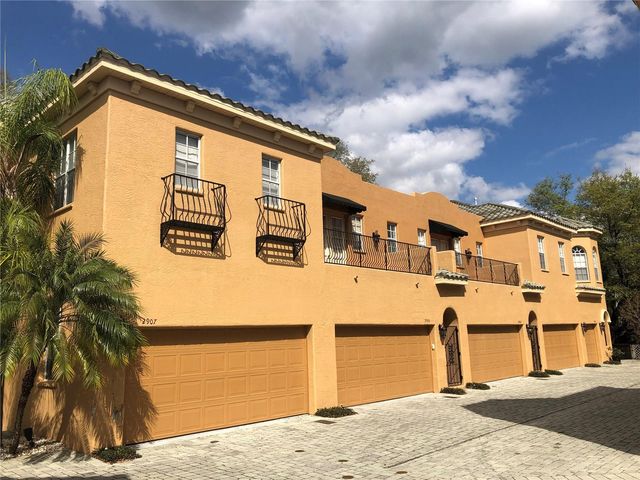 2902 HANSEN MANOR LANE, Tampa, FL 33611