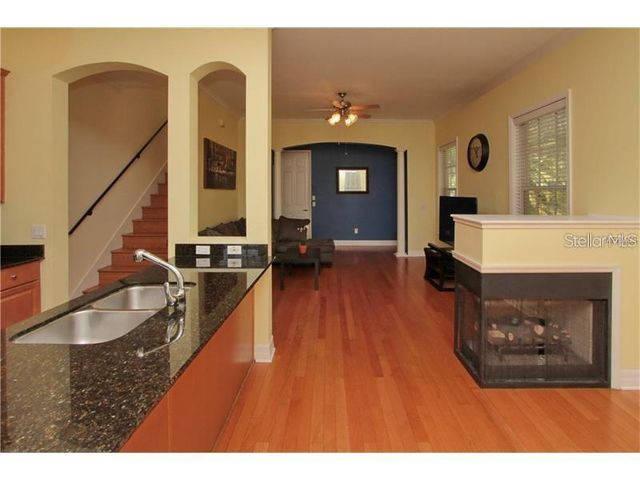 2902 HANSEN MANOR LANE, Tampa, FL 33611
