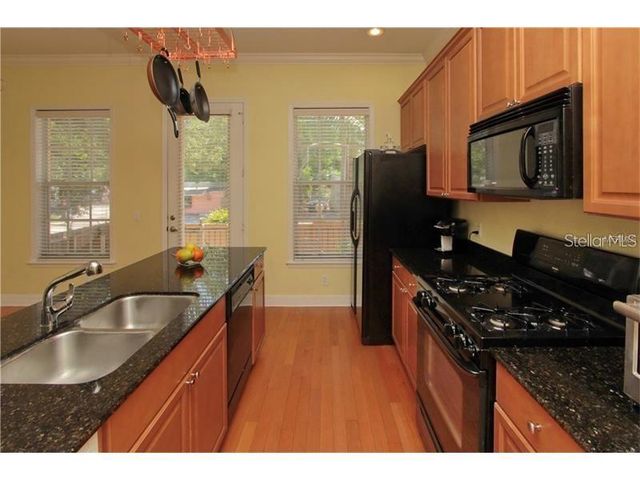 2902 HANSEN MANOR LANE, Tampa, FL 33611