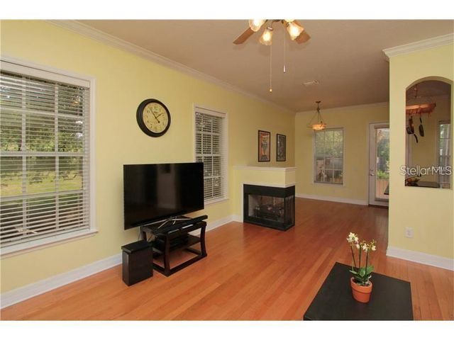 2902 HANSEN MANOR LANE, Tampa, FL 33611