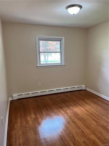 1621 Chippendale Circle, Bethlehem City, PA 18017