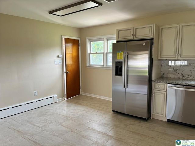 1621 Chippendale Circle, Bethlehem City, PA 18017