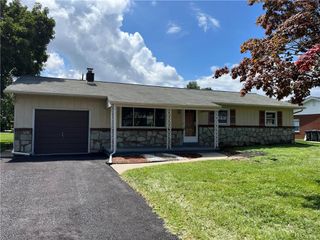 1621 Chippendale Circle, Bethlehem City, PA 18017