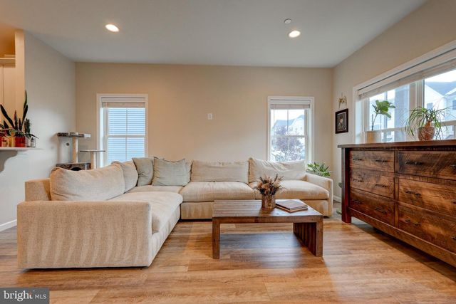 1309 PEDIGREE ST, Frederick, MD 21702