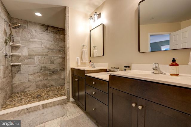 1309 PEDIGREE ST, Frederick, MD 21702