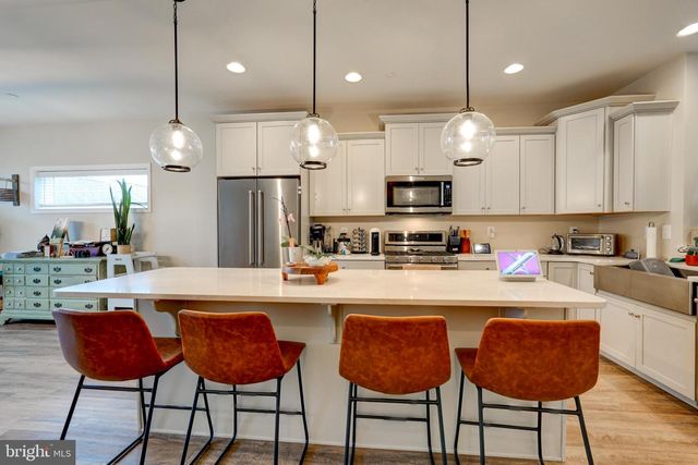 1309 PEDIGREE ST, Frederick, MD 21702