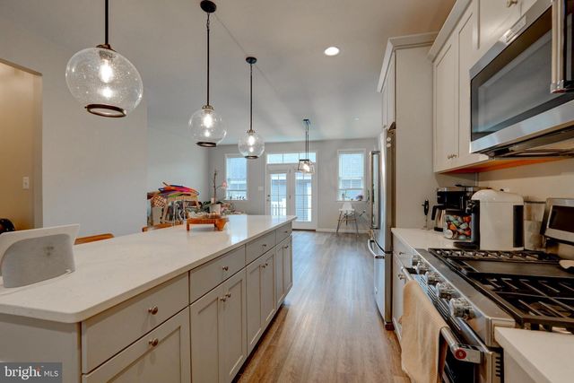 1309 PEDIGREE ST, Frederick, MD 21702