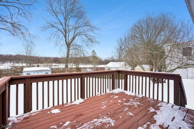 7 Maple Ave, Sussex Boro, NJ 07461